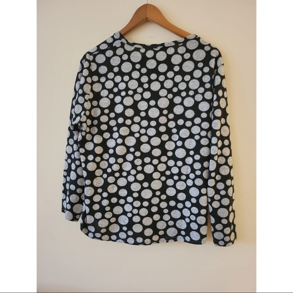 Women’s Top - Picture 2 of 3